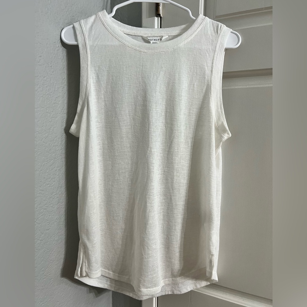 Athleta Classic off-white sleeveless shirt